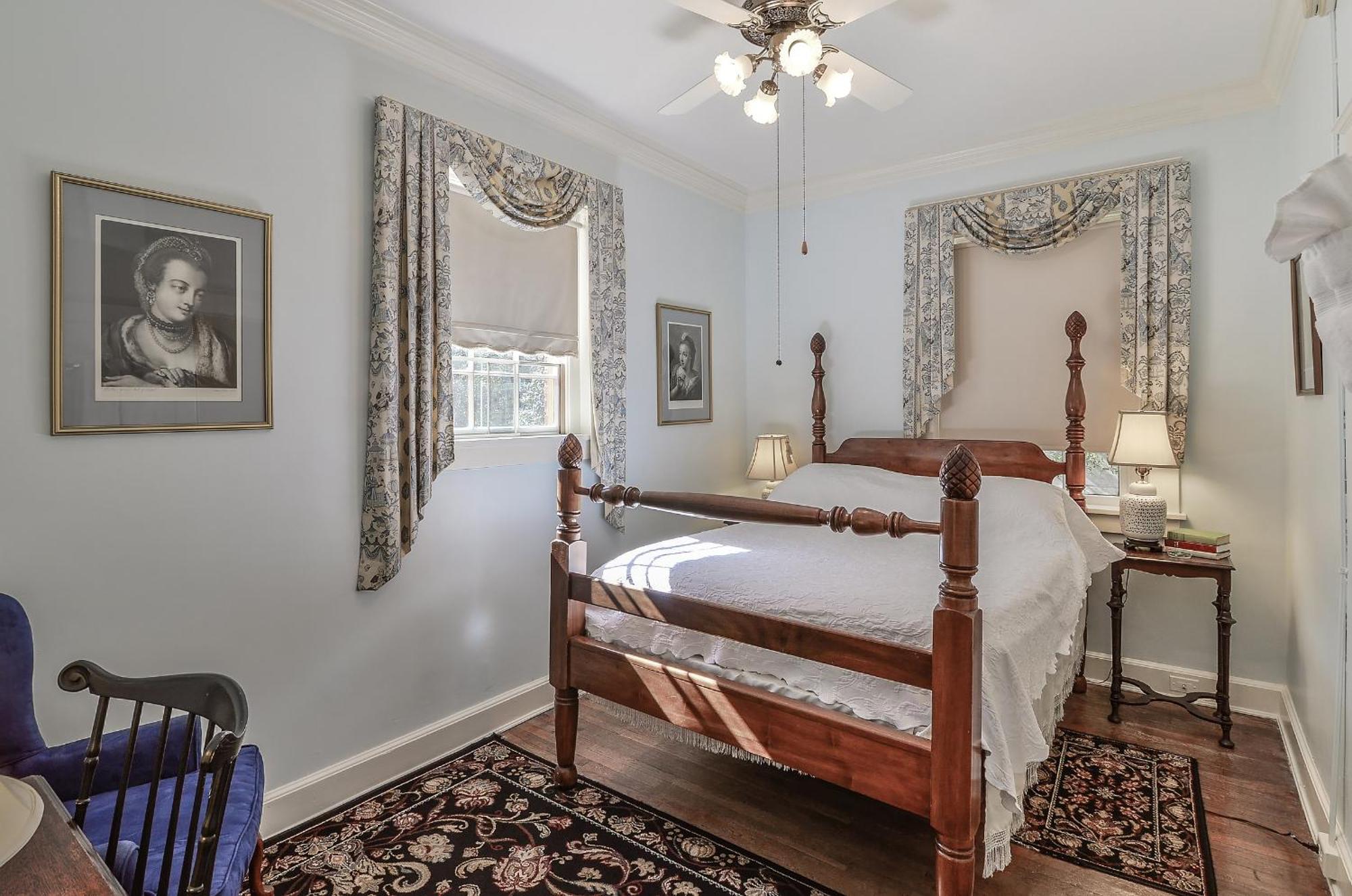 Cedars Of Williamsburg Bed & Breakfast Экстерьер фото